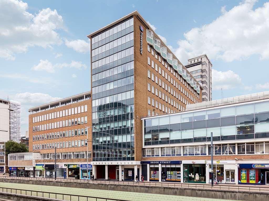 Travelodge Croydon Central Exteriör bild