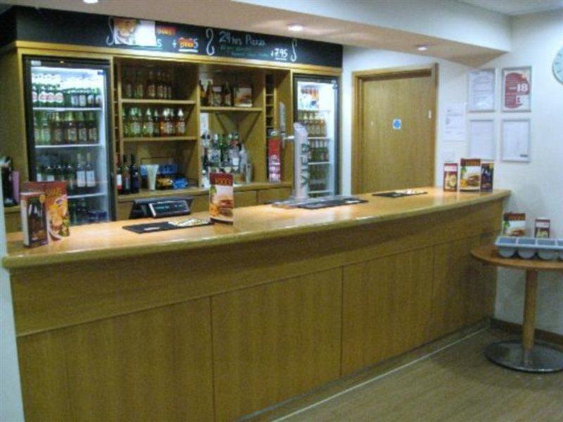 Travelodge Croydon Central Exteriör bild