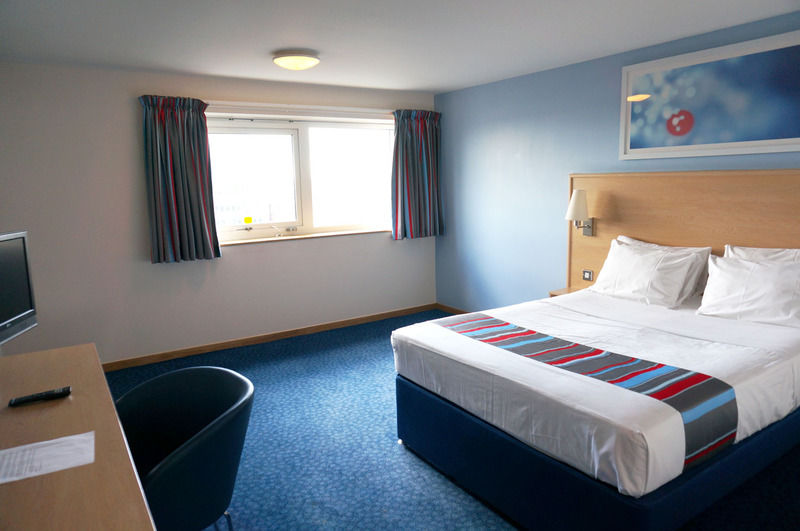 Travelodge Croydon Central Exteriör bild