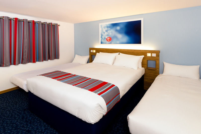 Travelodge Croydon Central Exteriör bild