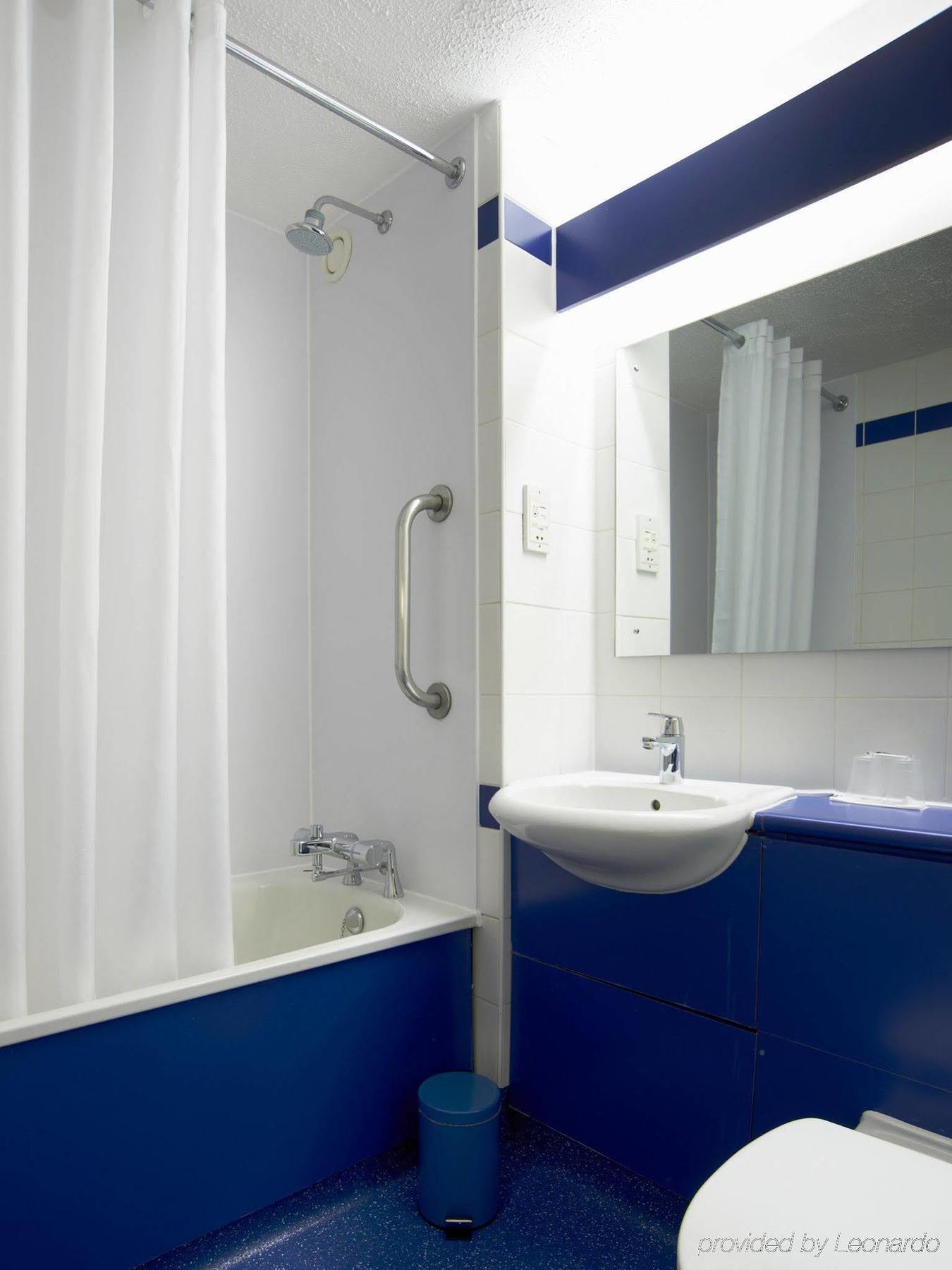 Travelodge Croydon Central Exteriör bild