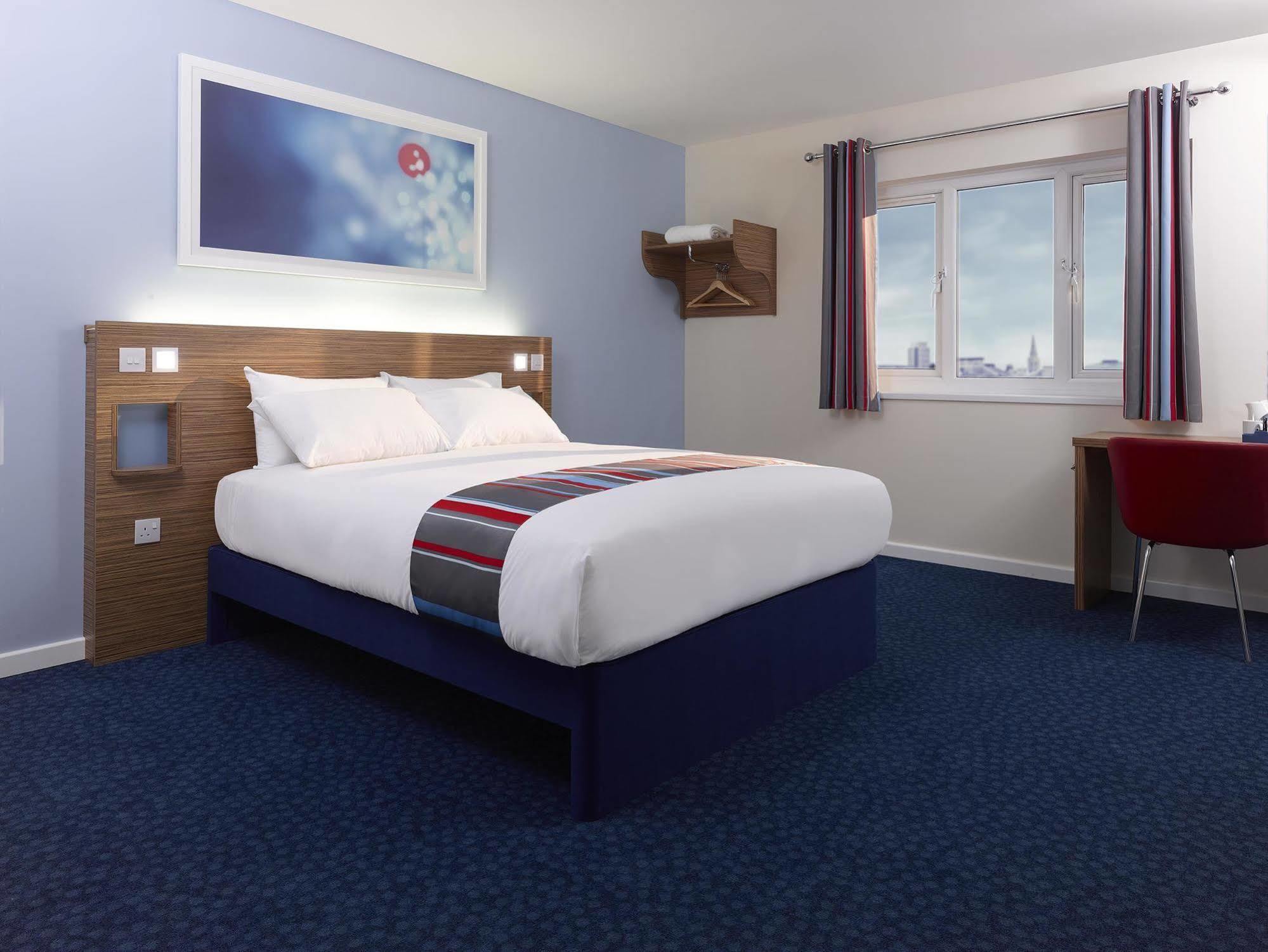 Travelodge Croydon Central Exteriör bild