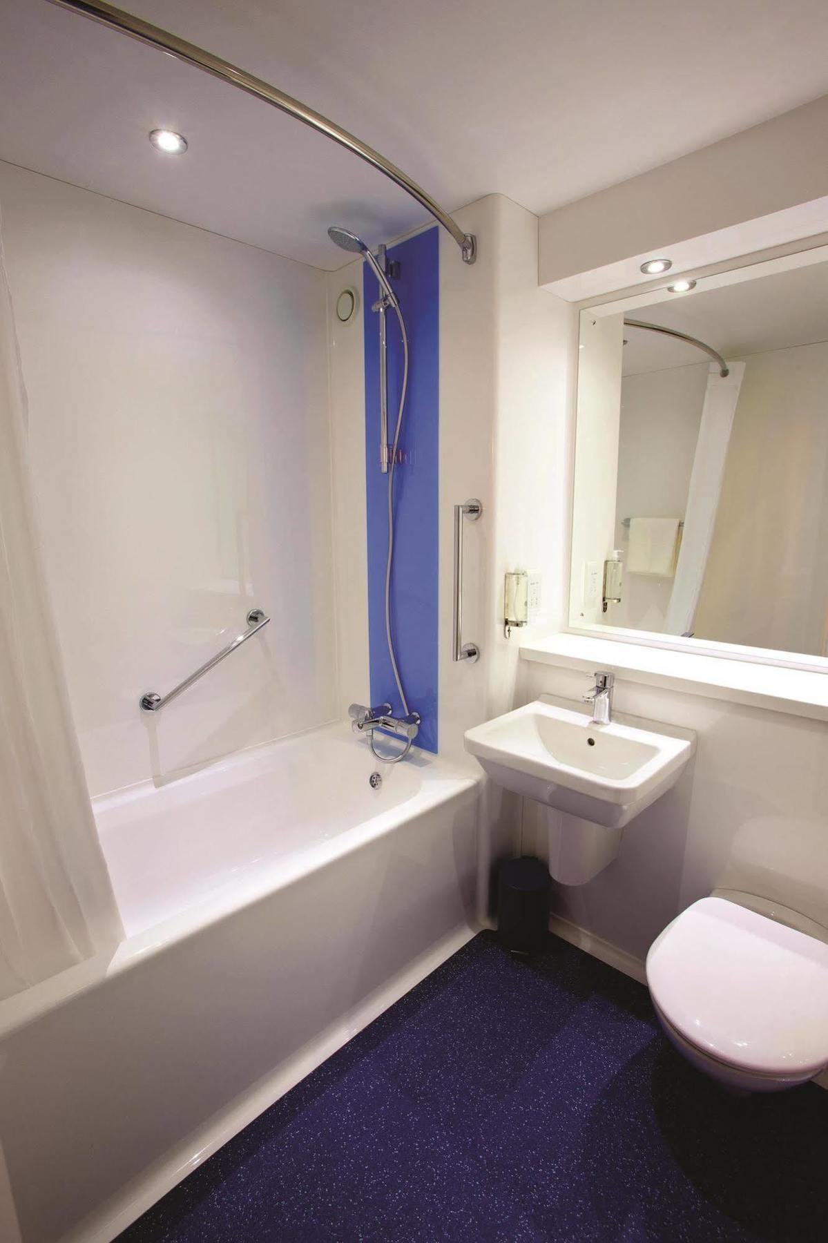 Travelodge Croydon Central Exteriör bild
